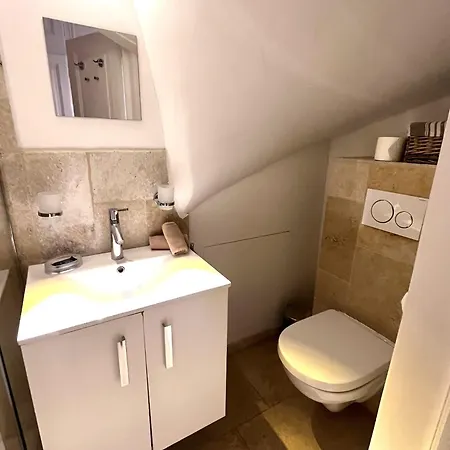 Апартаменти Maison